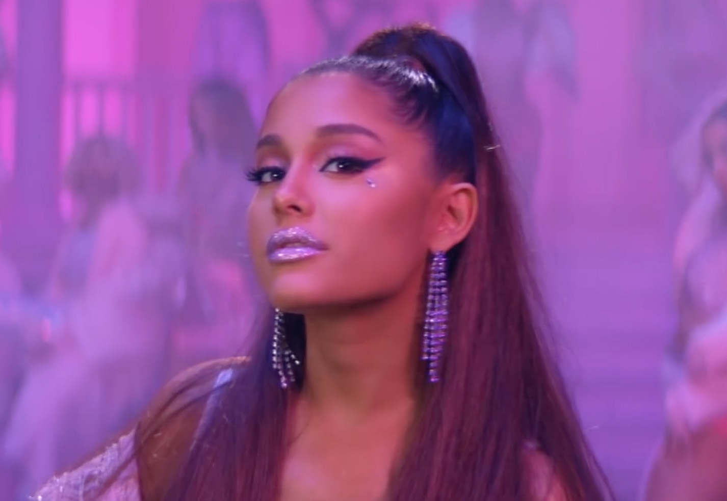 Ariana grande 7 rings